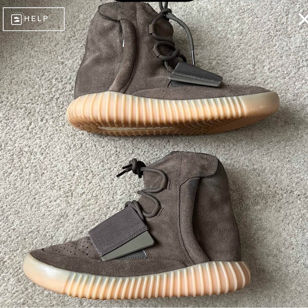 Kids High-Top Sneakers in Brown